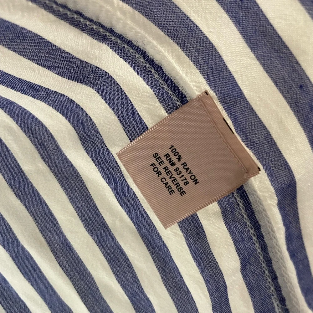 Philosophy Blouse, Size XL - Picture 3 of 6